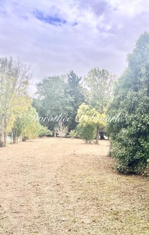 Dpt Charente Maritime (17), à vendre TERRAIN À BÂTIR 2446 ² dont 738 m ² à bâtir