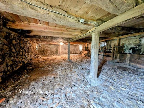 Belle propriété à rénover avec vue