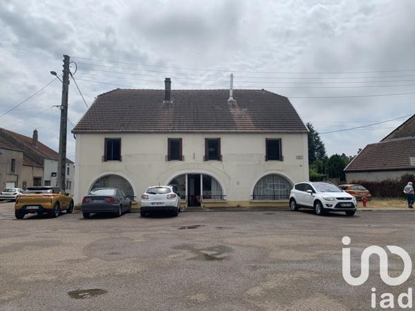 Maison à vendre 8 pièces 228 m² Haute-Amance