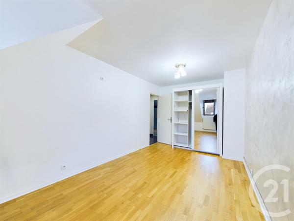 Maison à vendre  7 pièces - 170,39 m2 TRAPPES - 78