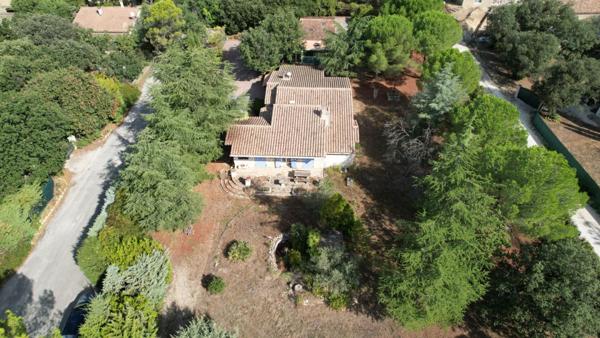 Maison Gordes 4 pièce(s) 150 m2 - Terrain 3500m2