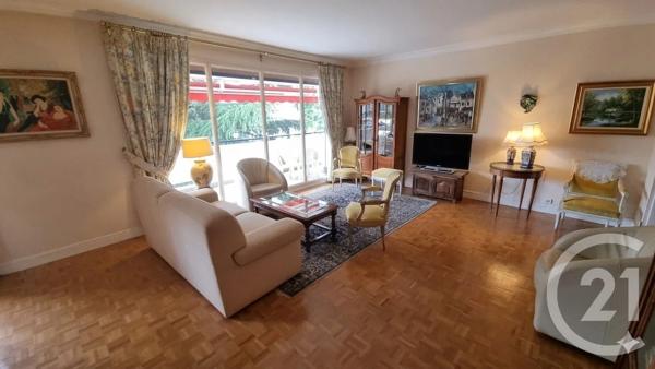 Appartement F5 à vendre  5 pièces - 97,01 m 2   ST MAUR DES FOSSES  - 94