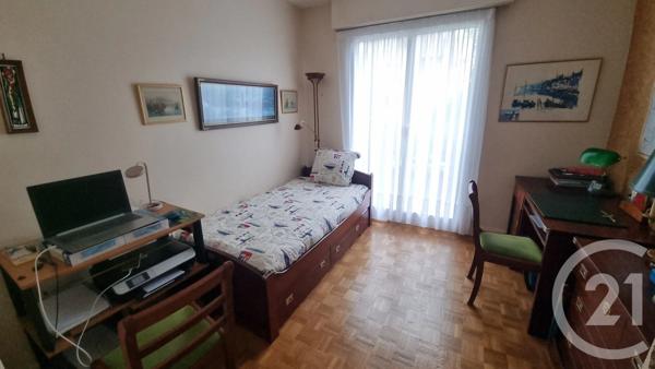 Appartement F5 à vendre  5 pièces - 97,01 m 2   ST MAUR DES FOSSES  - 94