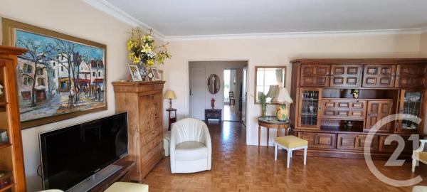 Appartement F5 à vendre  5 pièces - 97,01 m 2   ST MAUR DES FOSSES  - 94