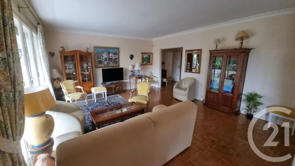 Appartement F5 à vendre  5 pièces - 97,01 m 2   ST MAUR DES FOSSES  - 94
