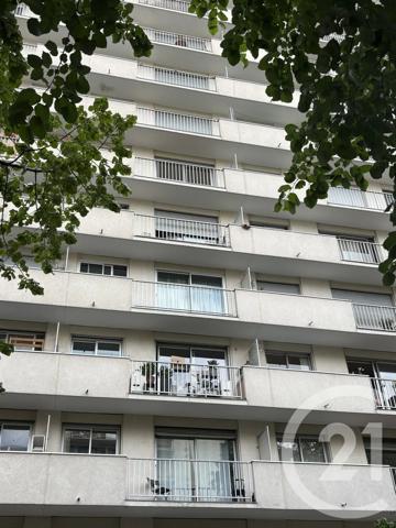 Appartement Studio à vendre  1 pièce - 28 m 2   PARIS  - 75015