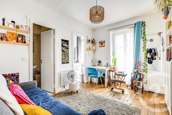 Appartement Studio à vendre  1 pièce - 28 m 2   PARIS  - 75015