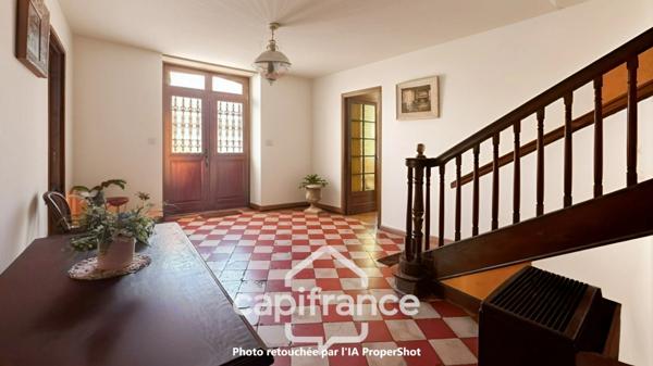 À VENDRE – HABAS - GRANDE MAISON DE VILLE AVEC NOMBREUSES DÉPENDANCES – JARDIN 2000 M2