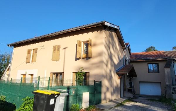 Vente Immeuble De 4 logements Saint-jean-de-niost   