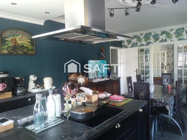 CHATEAUNEUF DU FAOU (29520), Superbe Néo-Bretonne restaurée, en situation privilégiée