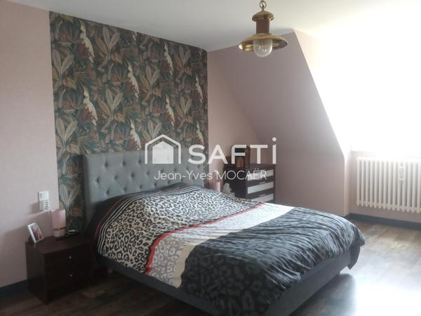 CHATEAUNEUF DU FAOU (29520), Superbe Néo-Bretonne restaurée, en situation privilégiée