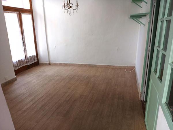 Maison de village T5 à rénover de108.80 m2 - MONTFORT SUR ARGENS