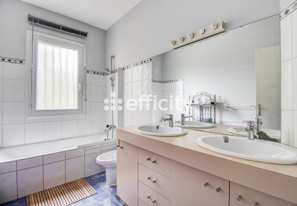 Maison 7 pièces - 141 m² Bien prestige