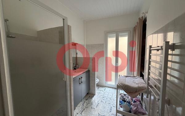 Maison à vendre    3 pièces •  Claira