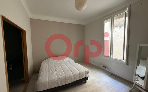 Maison à vendre    3 pièces •  Claira