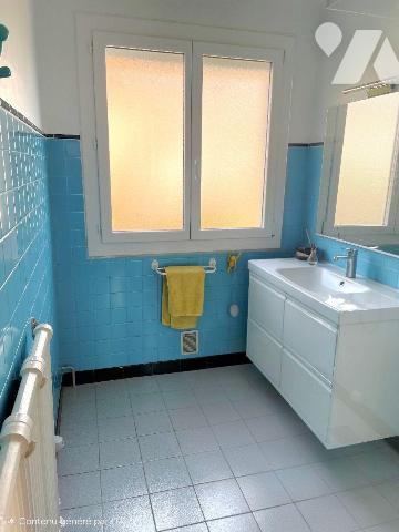 Maison individuelle à fort potentiel d'exploitation sur la commune de BELLEY dans le départemen...