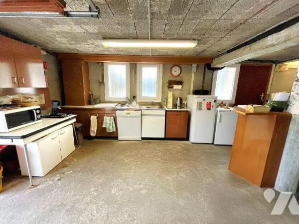 Maison individuelle à fort potentiel d'exploitation sur la commune de BELLEY dans le départemen...