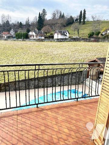 Maison individuelle à fort potentiel d'exploitation sur la commune de BELLEY dans le départemen...