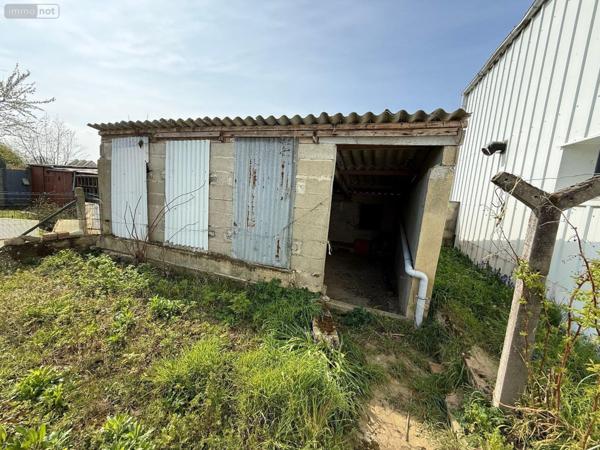 Maison à vendre à Neuville-sur-Sarthe dans la Sarthe (72190), ref : SL-72021-497