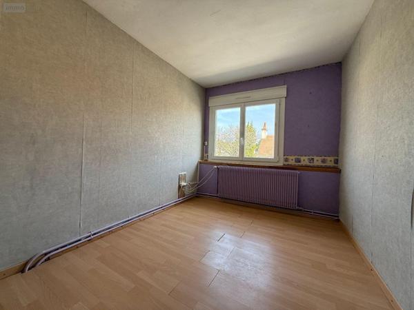 Maison à vendre à Neuville-sur-Sarthe dans la Sarthe (72190), ref : SL-72021-497