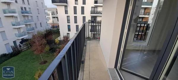 Appartement à louer 3 pièces 62.18m² Cergy (95800)