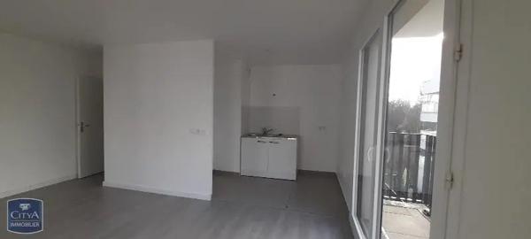 Appartement à louer 3 pièces 62.18m² Cergy (95800)