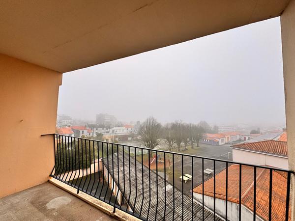 Appartement La Roche Sur Yon 2 pièce(s) 53.92 m²