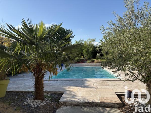 Maison à vendre 7 pièces 140 m² Saint-Cyr-sur-Loire