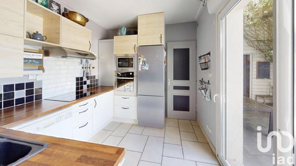 Maison à vendre 7 pièces 140 m² Saint-Cyr-sur-Loire