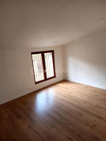 Maison de village de 85 m²