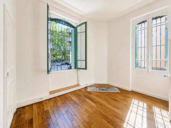 TOULOUSE - Les Chalets- Bureaux de 95.4m² avec cave et terrasse de 20.3 m² , Toulouse
