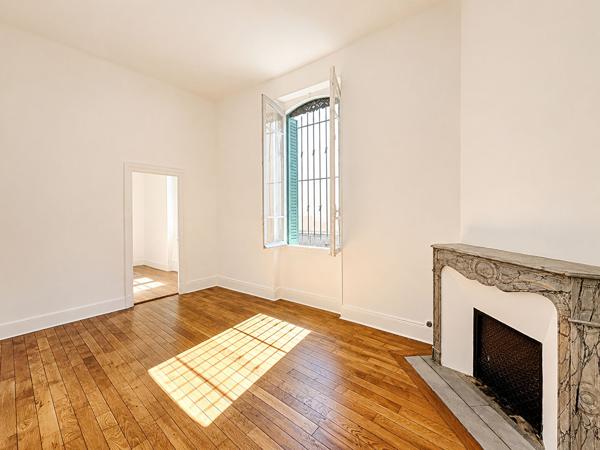TOULOUSE - Les Chalets- Bureaux de 95.4m² avec cave et terrasse de 20.3 m² , Toulouse