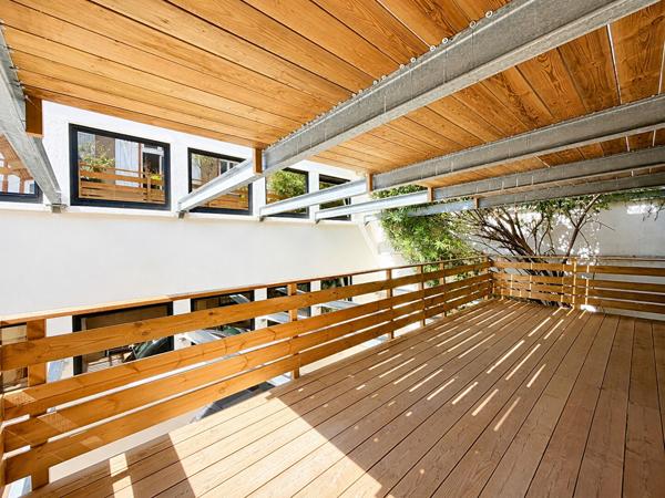 TOULOUSE - Les Chalets- Bureaux de 95.4m² avec cave et terrasse de 20.3 m² , Toulouse