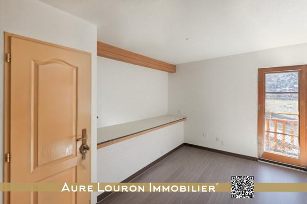Bourisp (65170) IMMEUBLE DE RAPPORT AVEC 3 APPARTEMENTS 159m² DANS LE CENTRE-BOURG DE BOURISP.