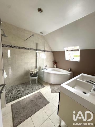 Maison à vendre 7 pièces 145 m² Montsoult