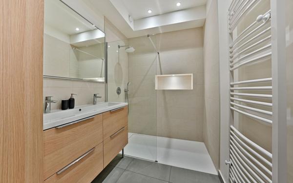 Appartement à vendre    5 pièces • 99,44 m2 Yerres