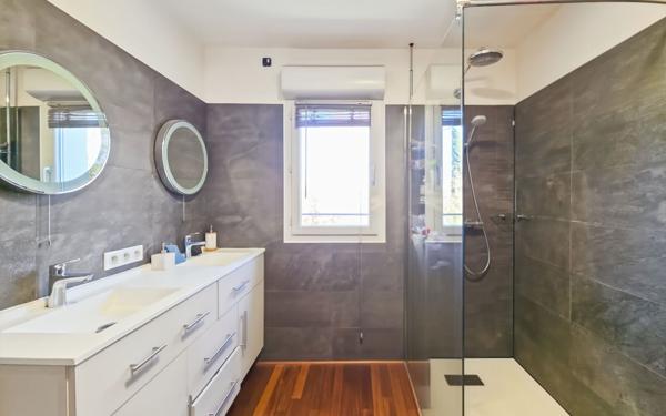 Maison à vendre    4 pièces • 118,80 m2 Toulouse