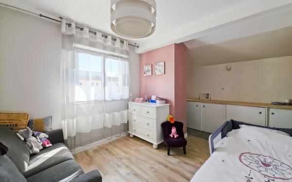 Maison à vendre    4 pièces • 118,80 m2 Toulouse
