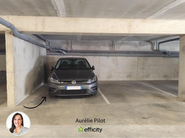 Appartement
         3 pièces
        - 62 m² 360 000 € *