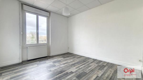 Appartement à louer    2 pièces • 41,10 m2    Montluçon