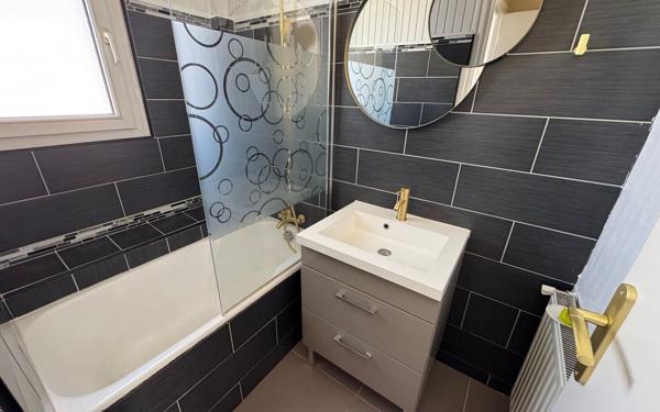 Appartement à vendre    3 pièces • 52,17 m2 Brest