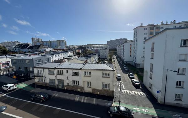 Appartement à vendre    3 pièces • 52,17 m2 Brest