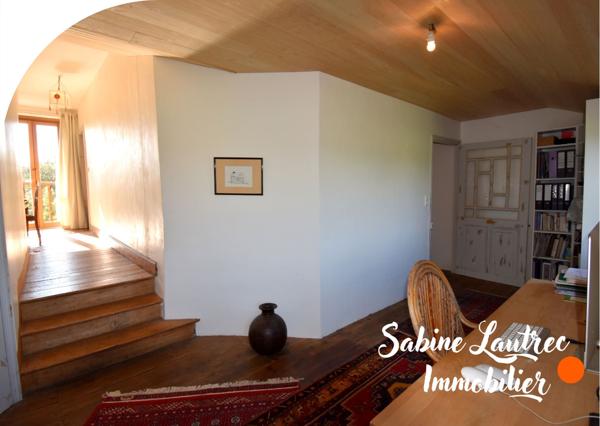 Albi (81000) Charmante maison en pierre, restaurée, au calme, sur près de 3 hectares 25 min d’Albi