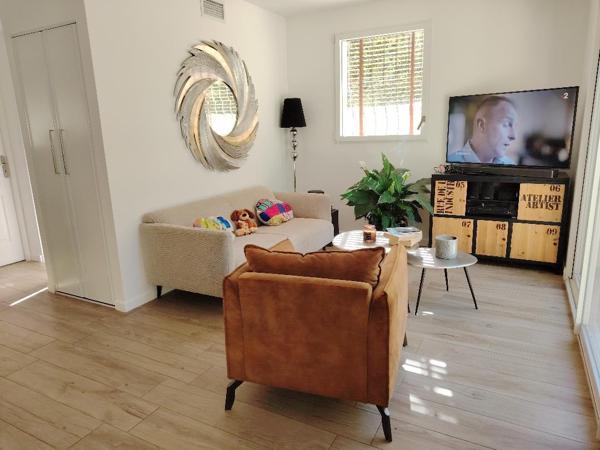 La valentine (13011) Charmant BAS DE VILLA Rénové avec Jardin et Piscine à Saint Menet/La Valentine