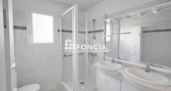 À vendre Appartement 3 pièces 66.6 m² - Saint-raphaël 83700