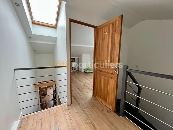 Vente
                Maison109 m² - 5 Pièces -
                    CENON (33150)