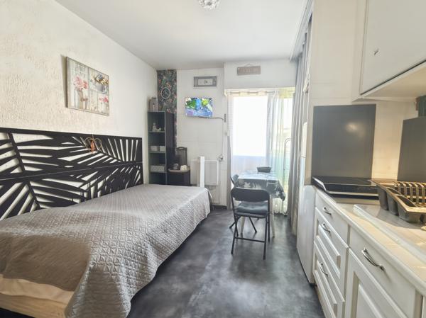 Studio refait à neuf à 200 m des thermes — Idéal investissement curistes
