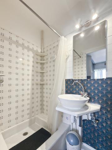 Studio refait à neuf à 200 m des thermes — Idéal investissement curistes