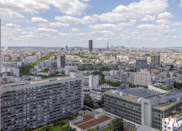 PARIS 13ème - PLACE D'ITALIE - VUE SUR TOUT PARIS. 5 PIECES. 25EME ETAGE.