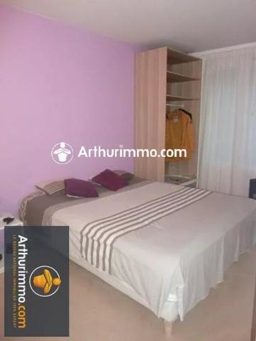 Location                                                      Appartement
                        
                     3 pièces                      65 m2                     à Moissy-Cramayel